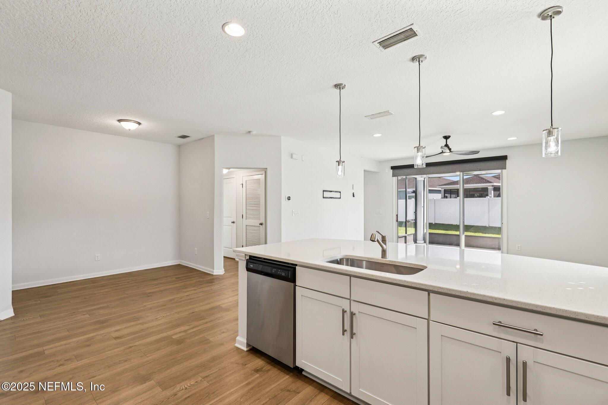 Orange Park, Florida, 32065, United States, 5 Bedrooms Bedrooms, ,4 BathroomsBathrooms,Residential,For Sale,1955378