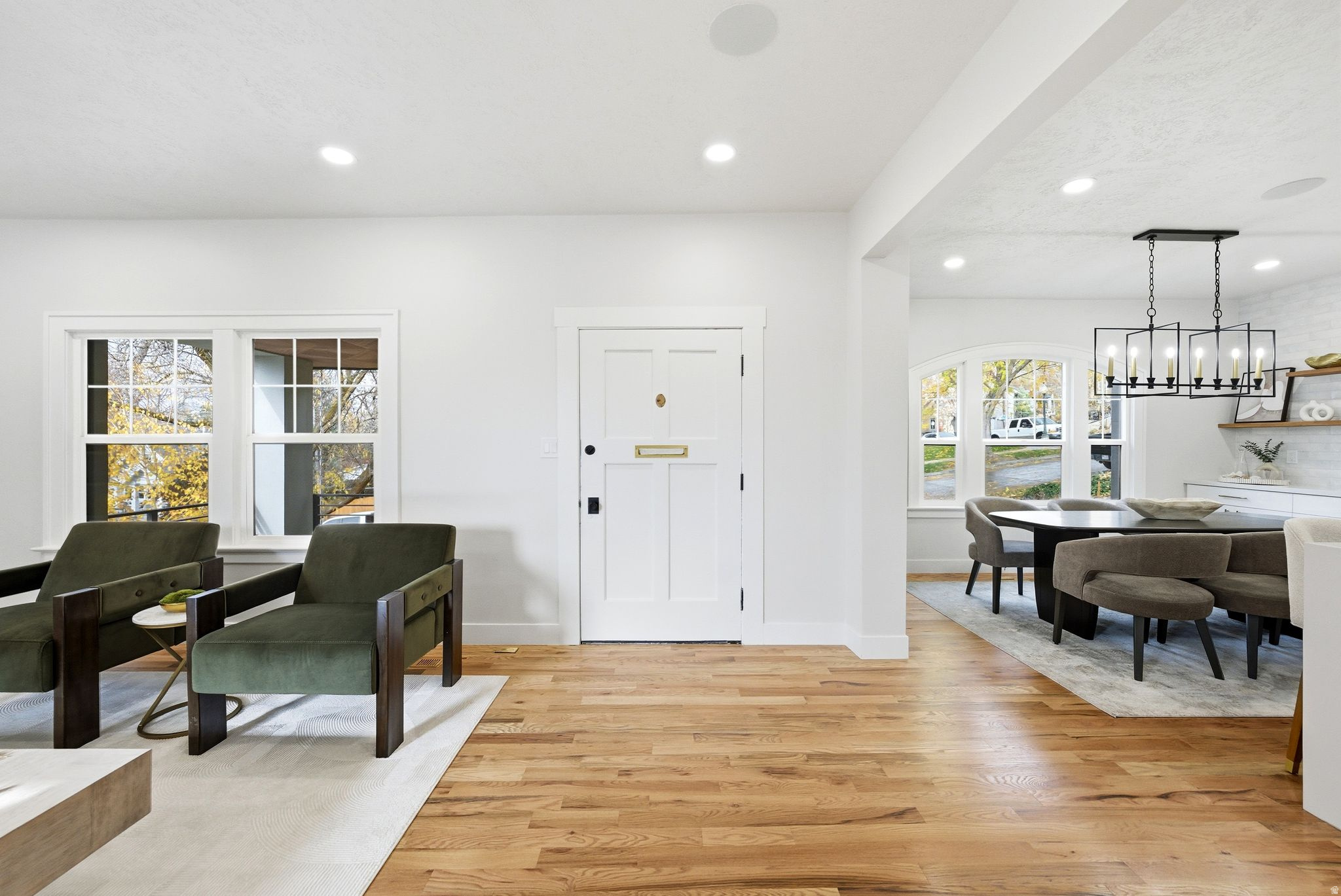 Salt Lake City, Utah, 84105, United States, 4 Bedrooms Bedrooms, ,2 BathroomsBathrooms,Residential,For Sale,2001722