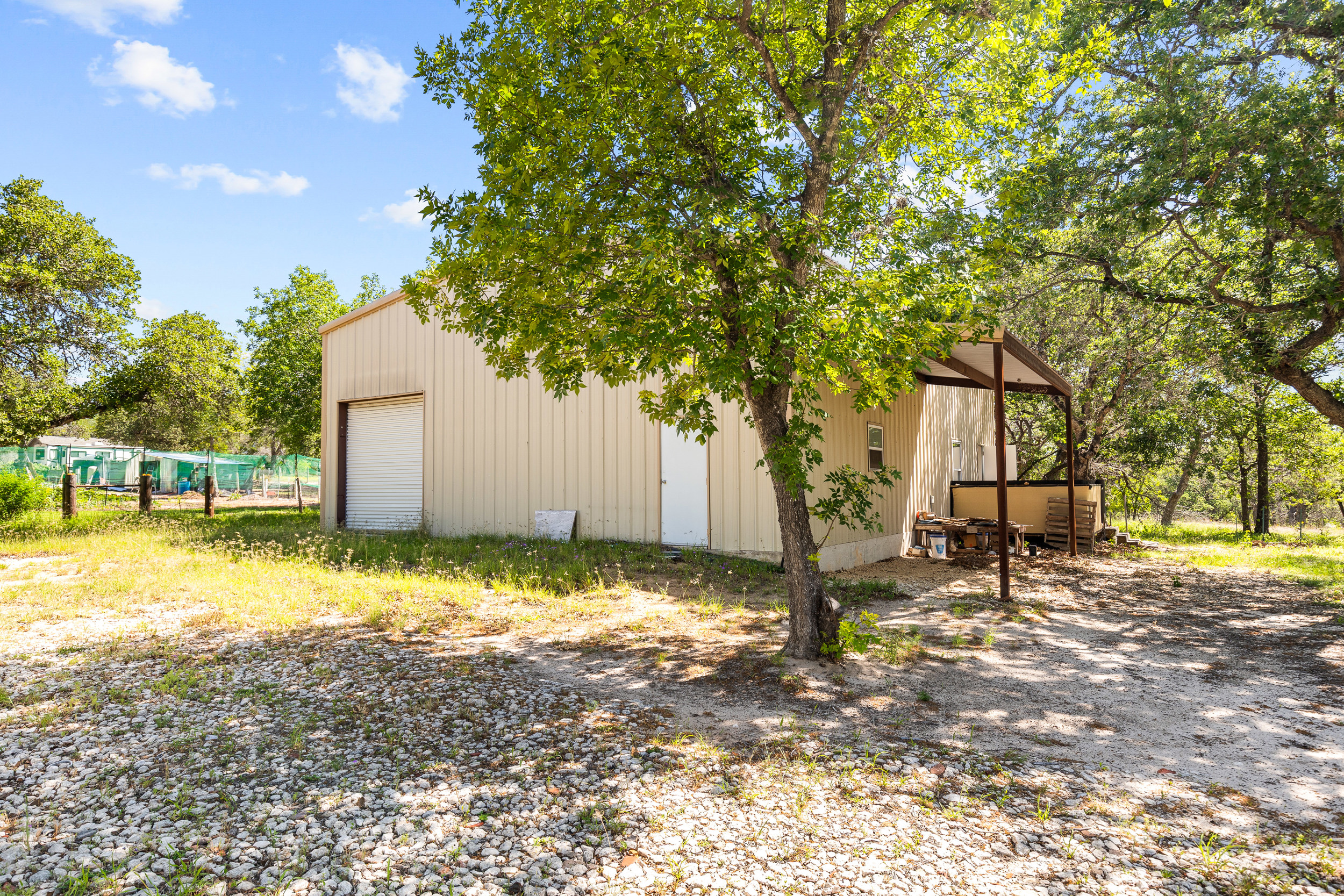 Adkins, Texas, 78101, United States, 4 Bedrooms Bedrooms, ,2 BathroomsBathrooms,Residential,For Sale,1979790
