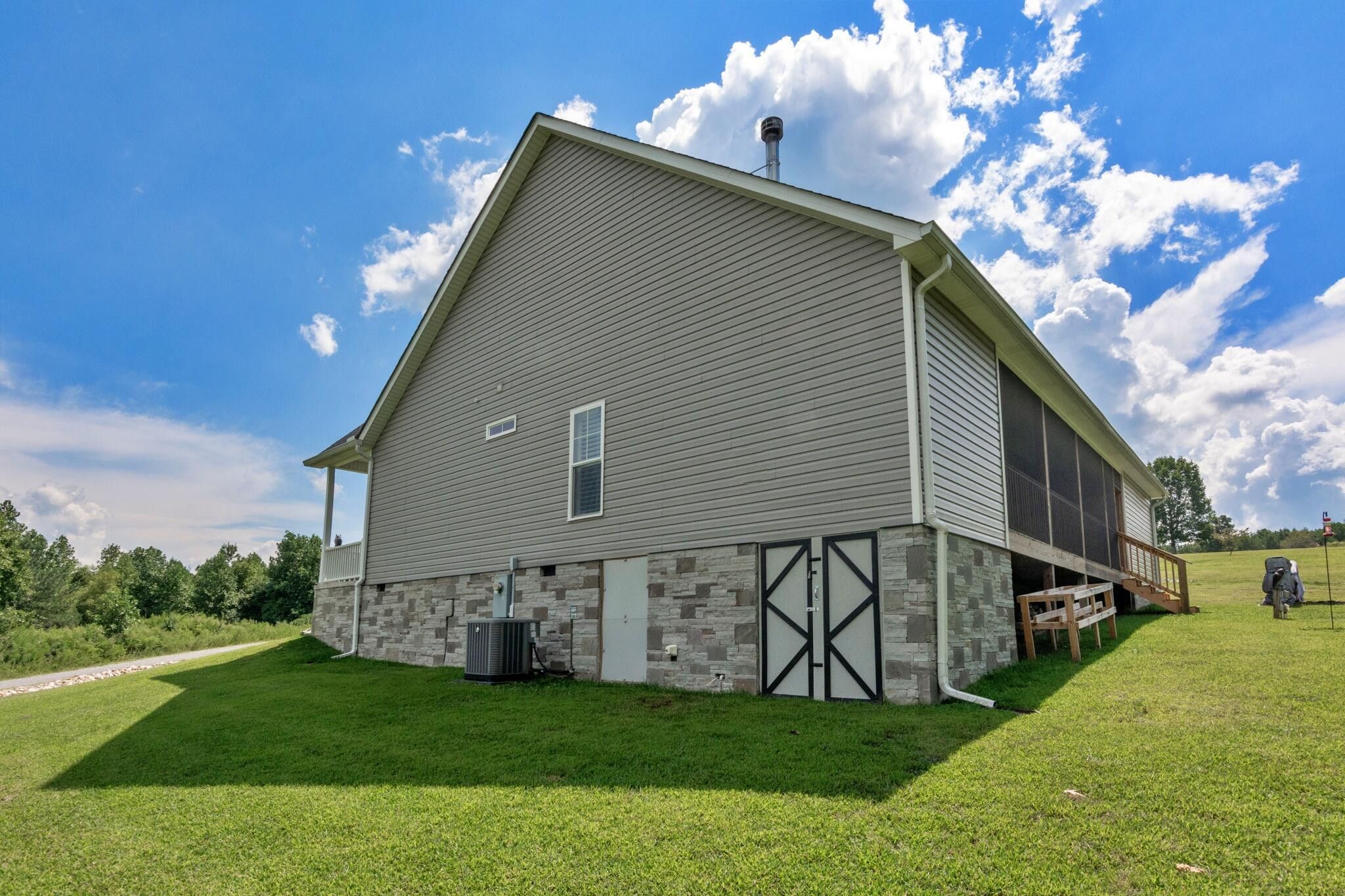 Dunlap, Tennessee, 37327, United States, 3 Bedrooms Bedrooms, ,4 BathroomsBathrooms,Residential,For Sale,1942709