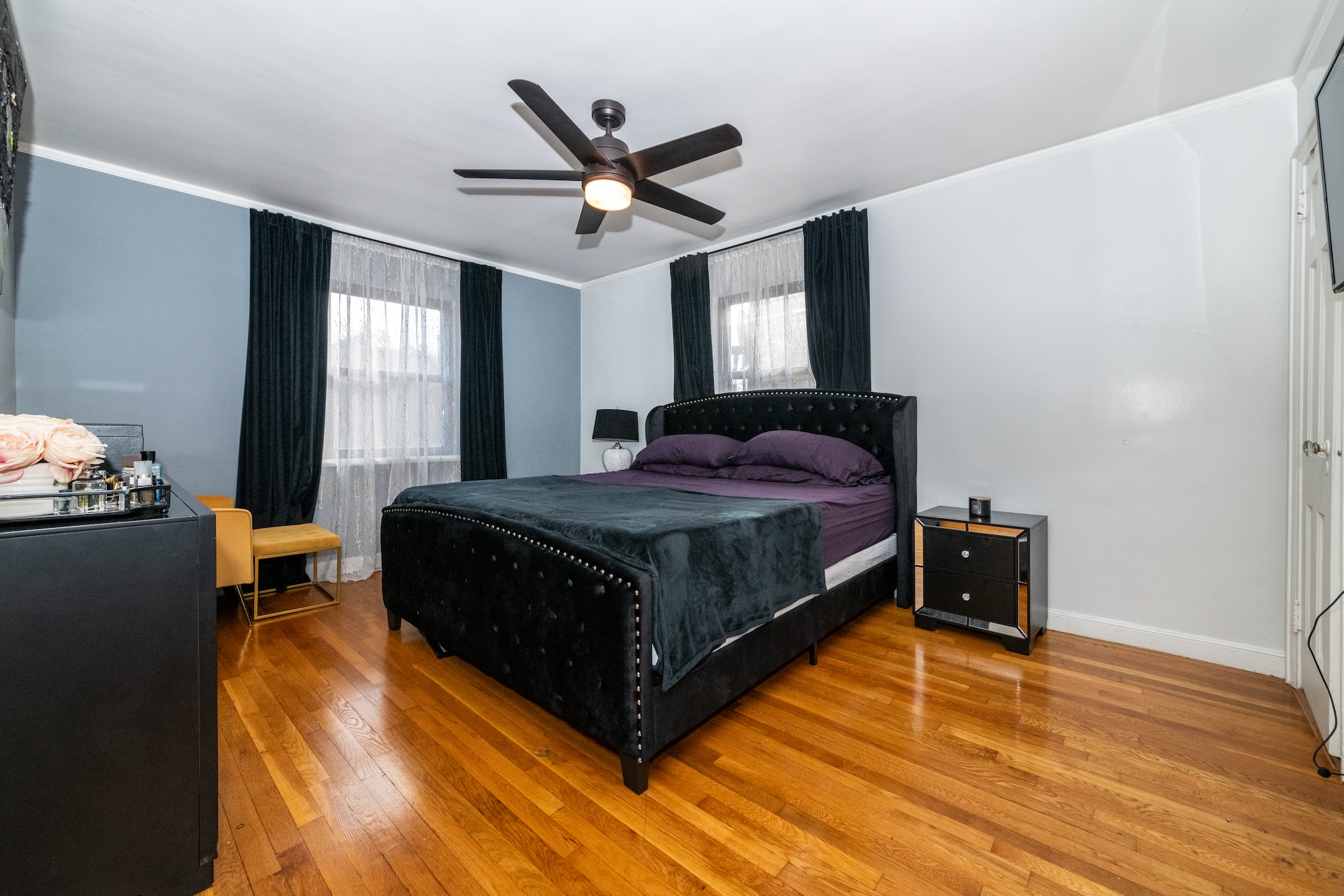  2530 Fenton Avenue - 物件實景