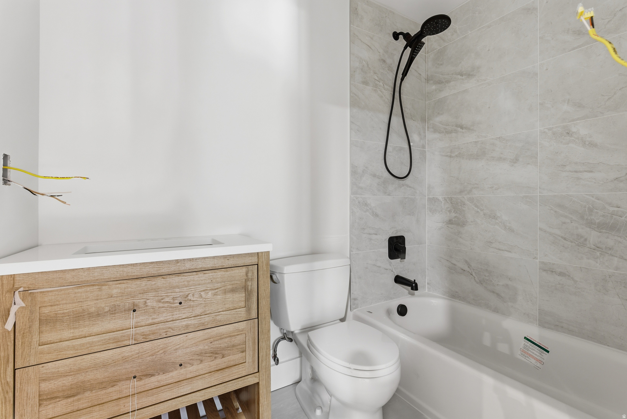 Sandy, Utah, 84092, United States, 5 Bedrooms Bedrooms, ,4 BathroomsBathrooms,Residential,For Sale,1994417