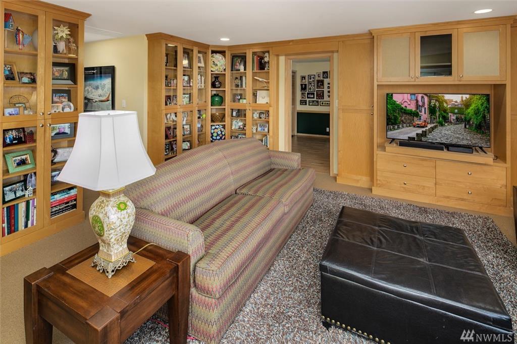 3758 W Commodore Wy, Seattle, Washington, 98199, United States, 4 Bedrooms Bedrooms, ,4 BathroomsBathrooms,Residential,For Sale,3758 W Commodore Wy,1431576