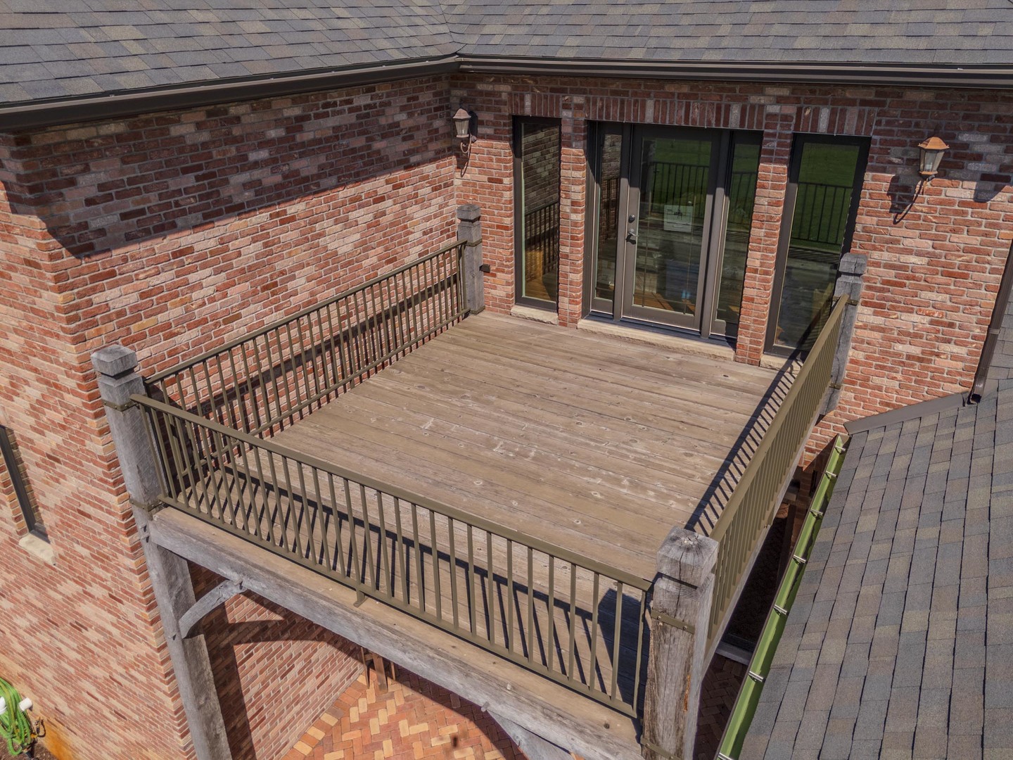 Hudson, Illinois, 61748, United States, 3 Bedrooms Bedrooms, ,5 BathroomsBathrooms,Residential,For Sale,1987913