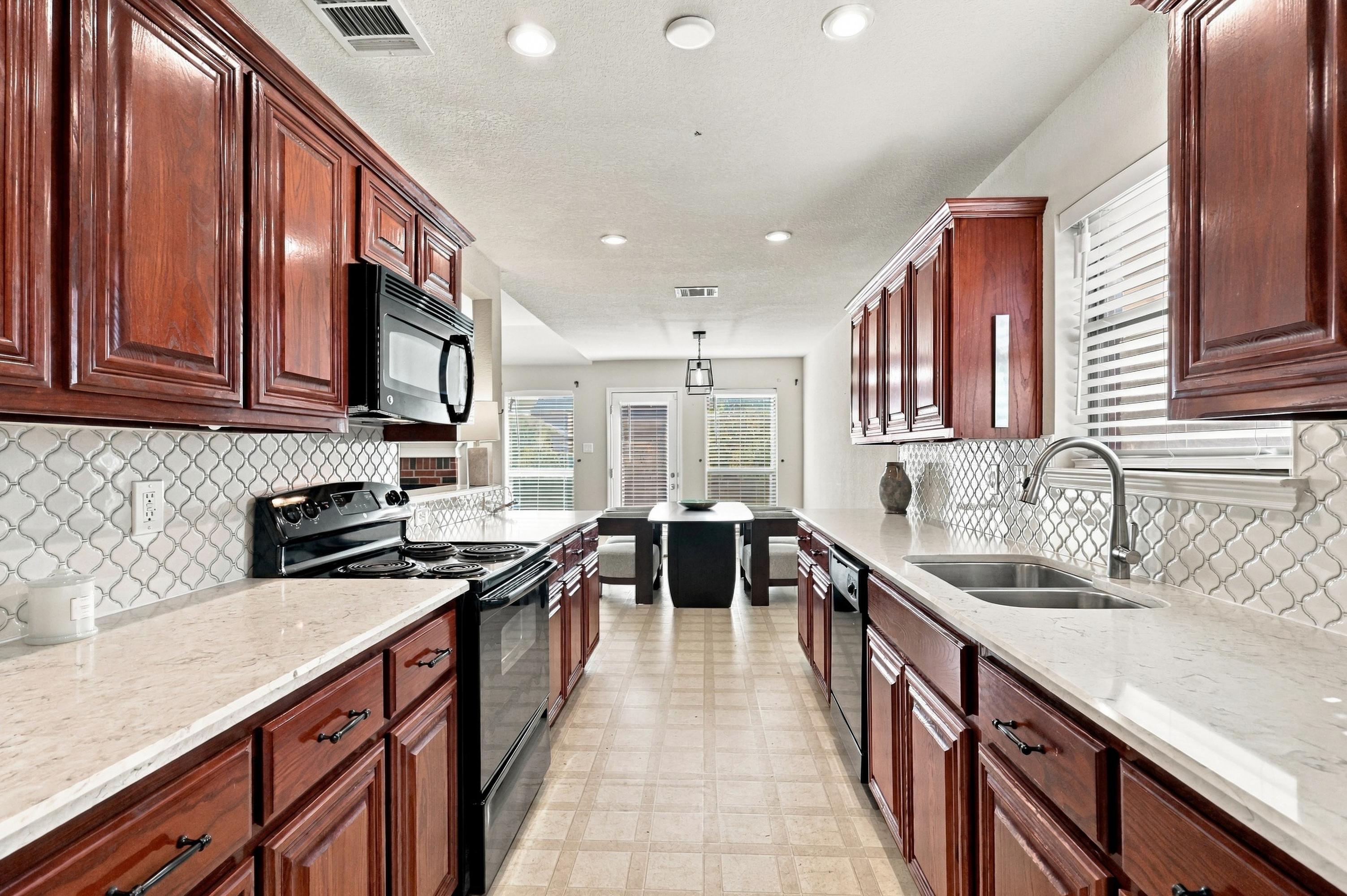 2325 Wakecrest Drive, Fort Worth, TX, 76108 - 物件實景