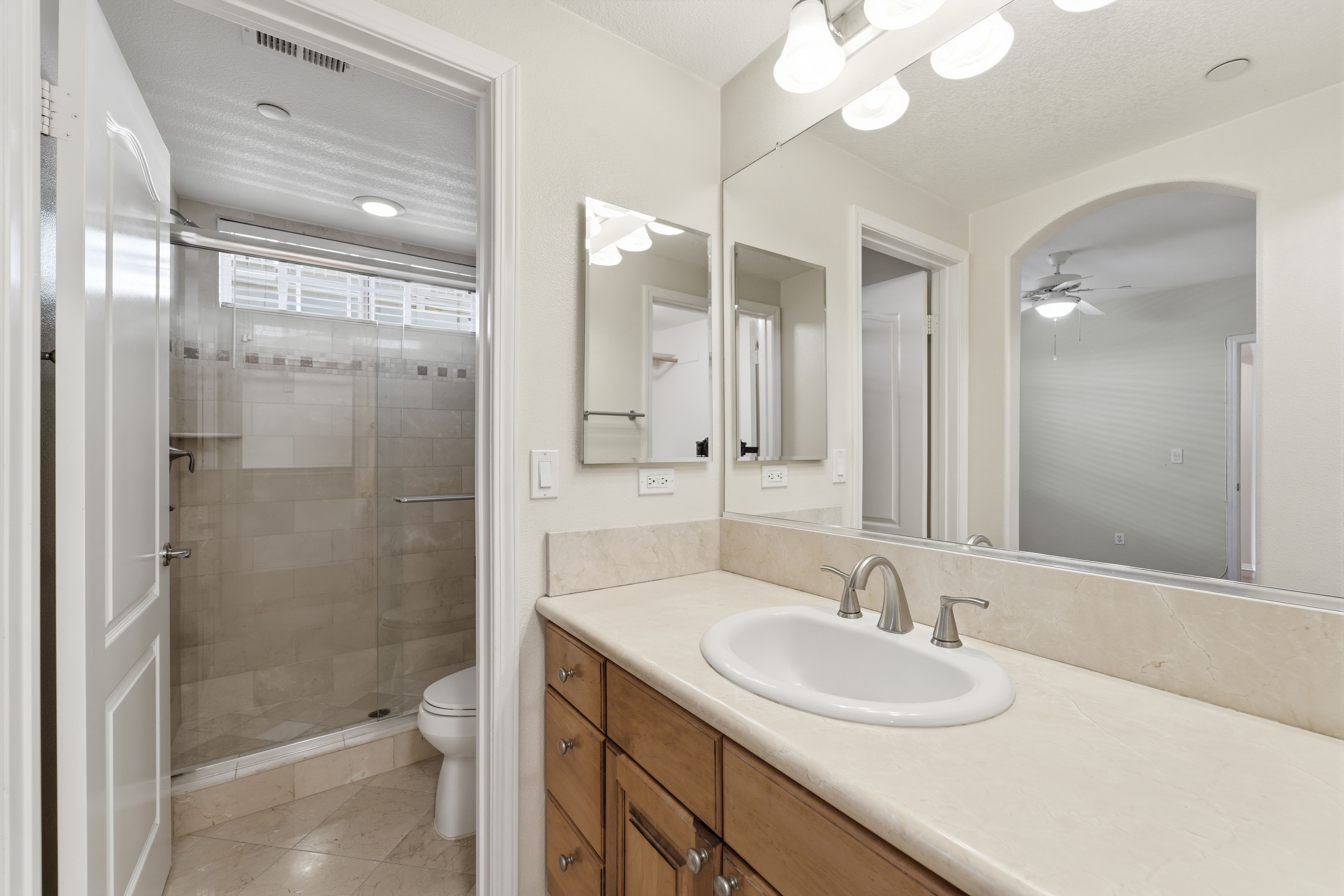  2750 Artesia Boulevard, Redondo Beach, CA 90278 - 物件實景