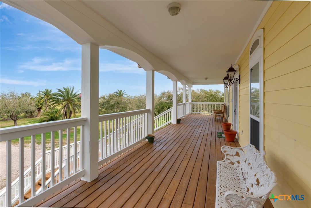 Port Lavaca, Texas, 77979, United States, 4 Bedrooms Bedrooms, ,5 BathroomsBathrooms,Residential,For Sale,1989257