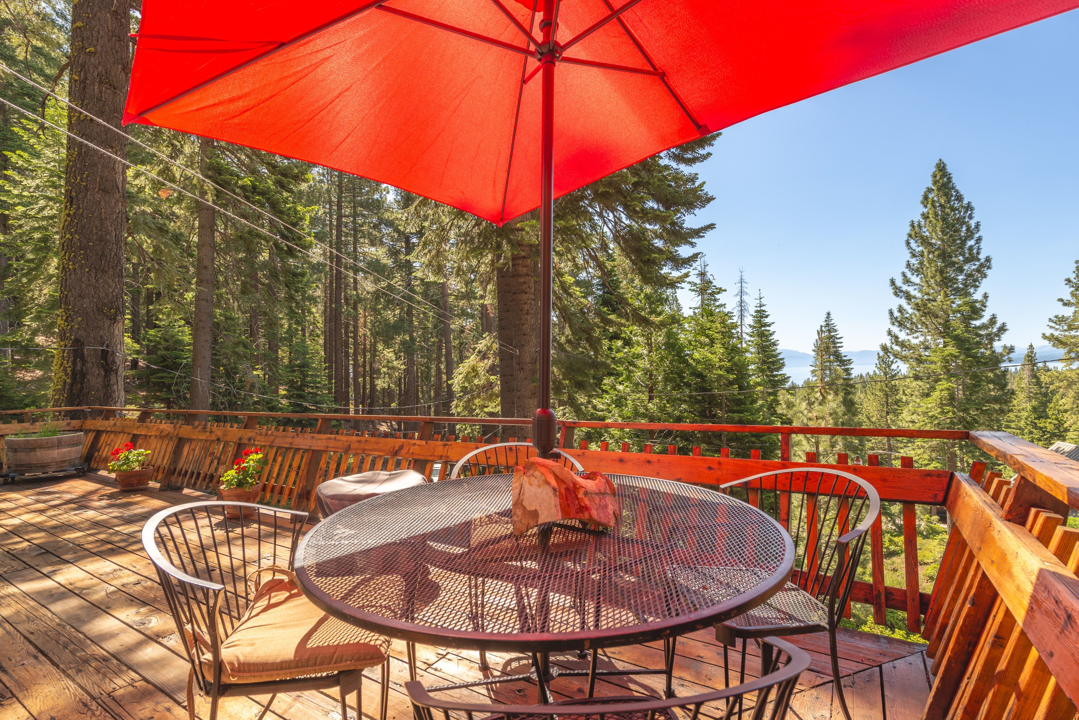  Lake Tahoe Views with Private Pier & Buoy Access - 物件實景