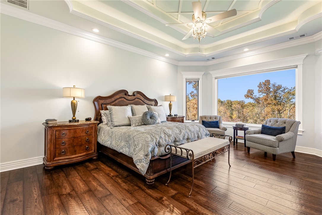 Rogers, Arkansas, 72756, United States, 4 Bedrooms Bedrooms, ,6 BathroomsBathrooms,Residential,For Sale,1987603