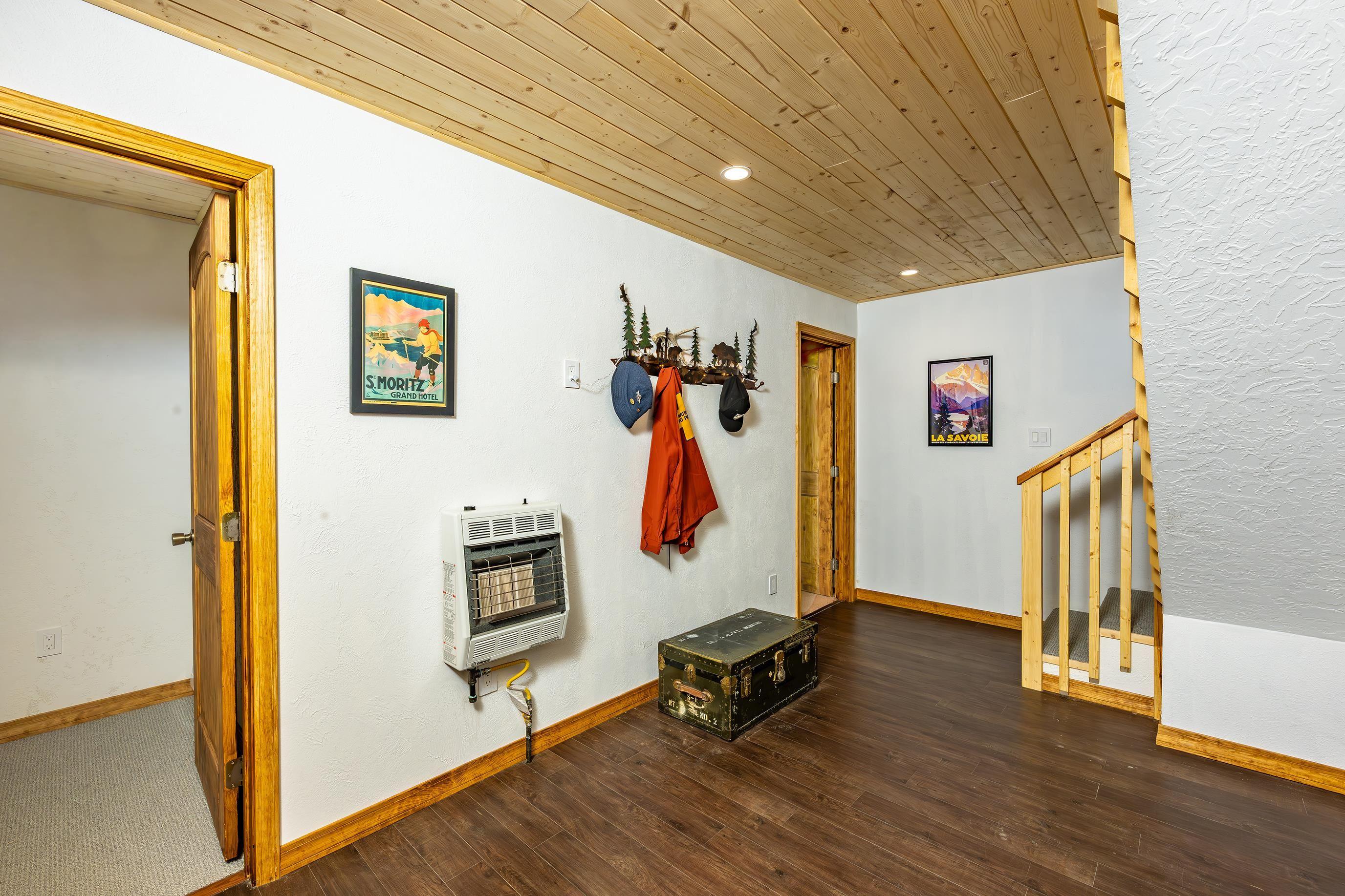 Angel Fire, New Mexico, 87710, United States, 3 Bedrooms Bedrooms, ,2 BathroomsBathrooms,Residential,For Sale,1762090