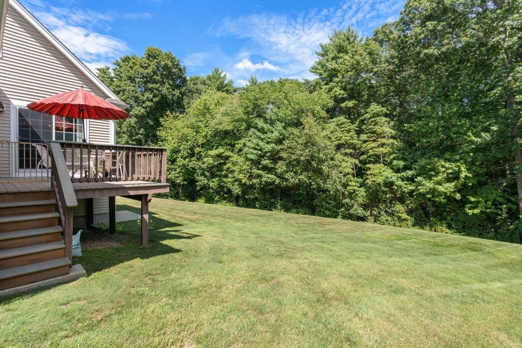 Kingston, Massachusetts, 02364, United States, 2 Bedrooms Bedrooms, ,3 BathroomsBathrooms,Residential,For Sale,1932418