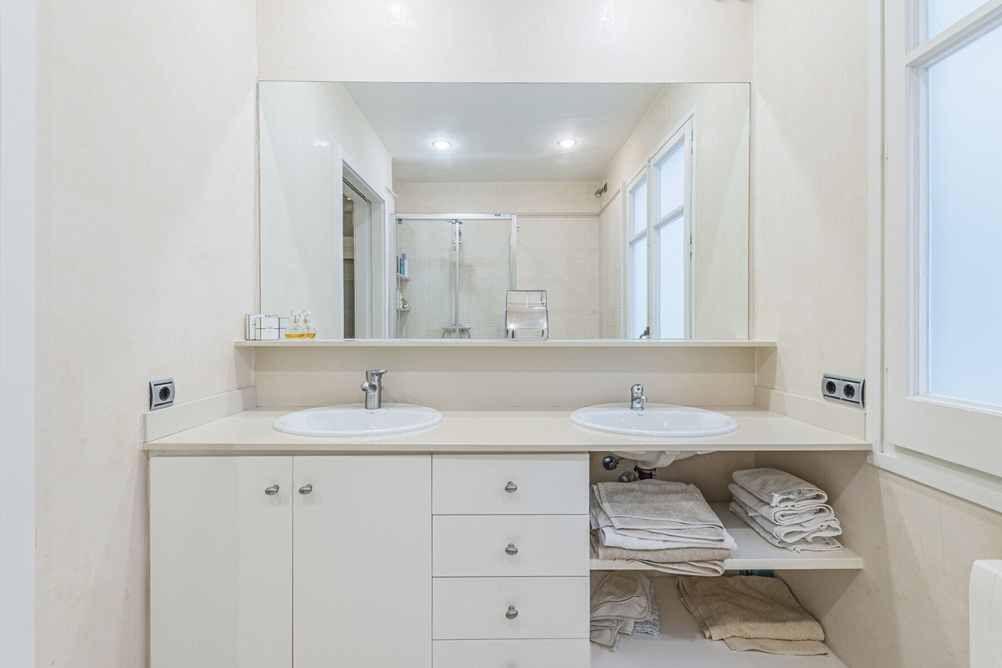  Elegant property in a stately estate on Avenida Diagonal - 物件實景
