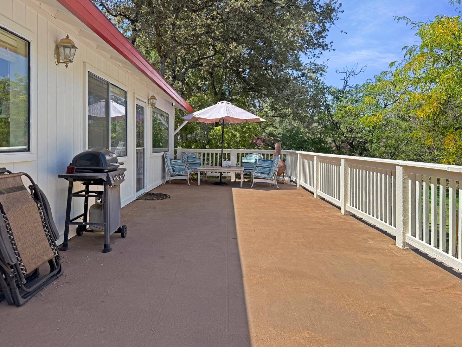 Penn Valley, California, 95946, United States, 3 Bedrooms Bedrooms, ,2 BathroomsBathrooms,Residential,For Sale,1938111