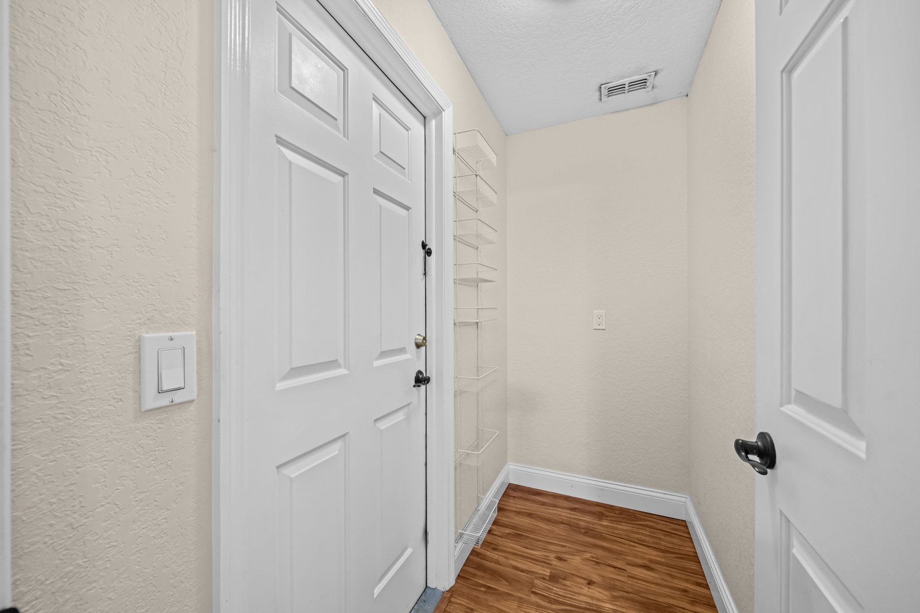  649 Narragansett Street NE, Palm Bay, FL, 32907 - 物件實景