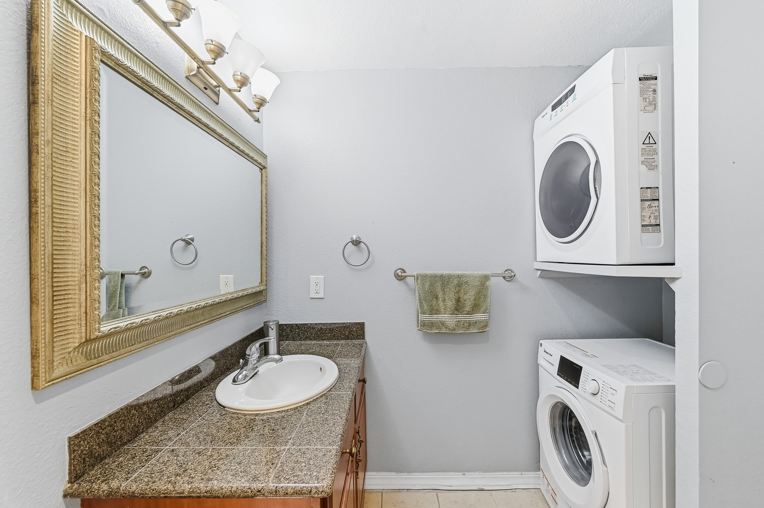  20330 Bothell Everett Hwy Unit #C201, Bothell, WA 98012 - 物件實景