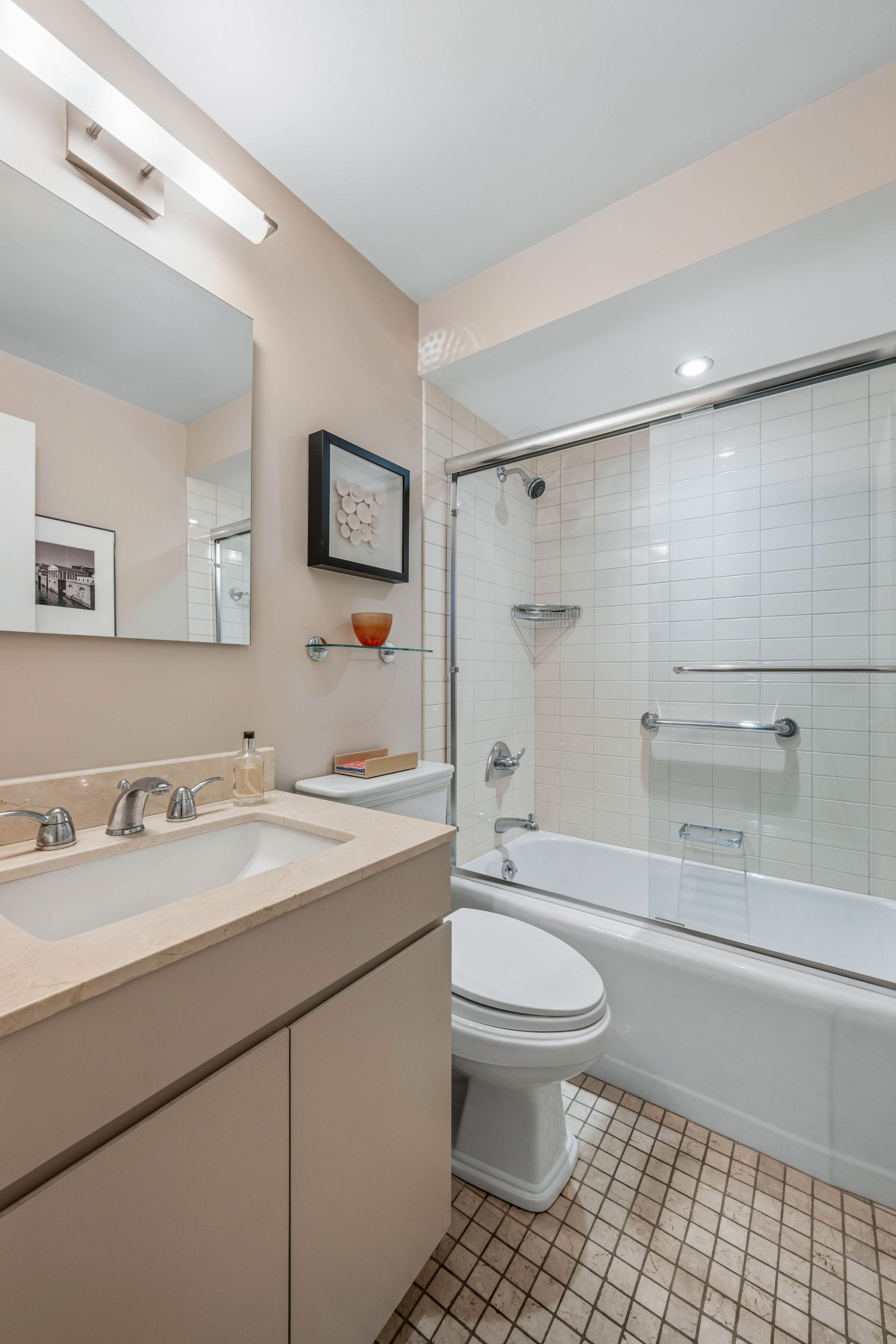  425 East 79th Street - 物件實景