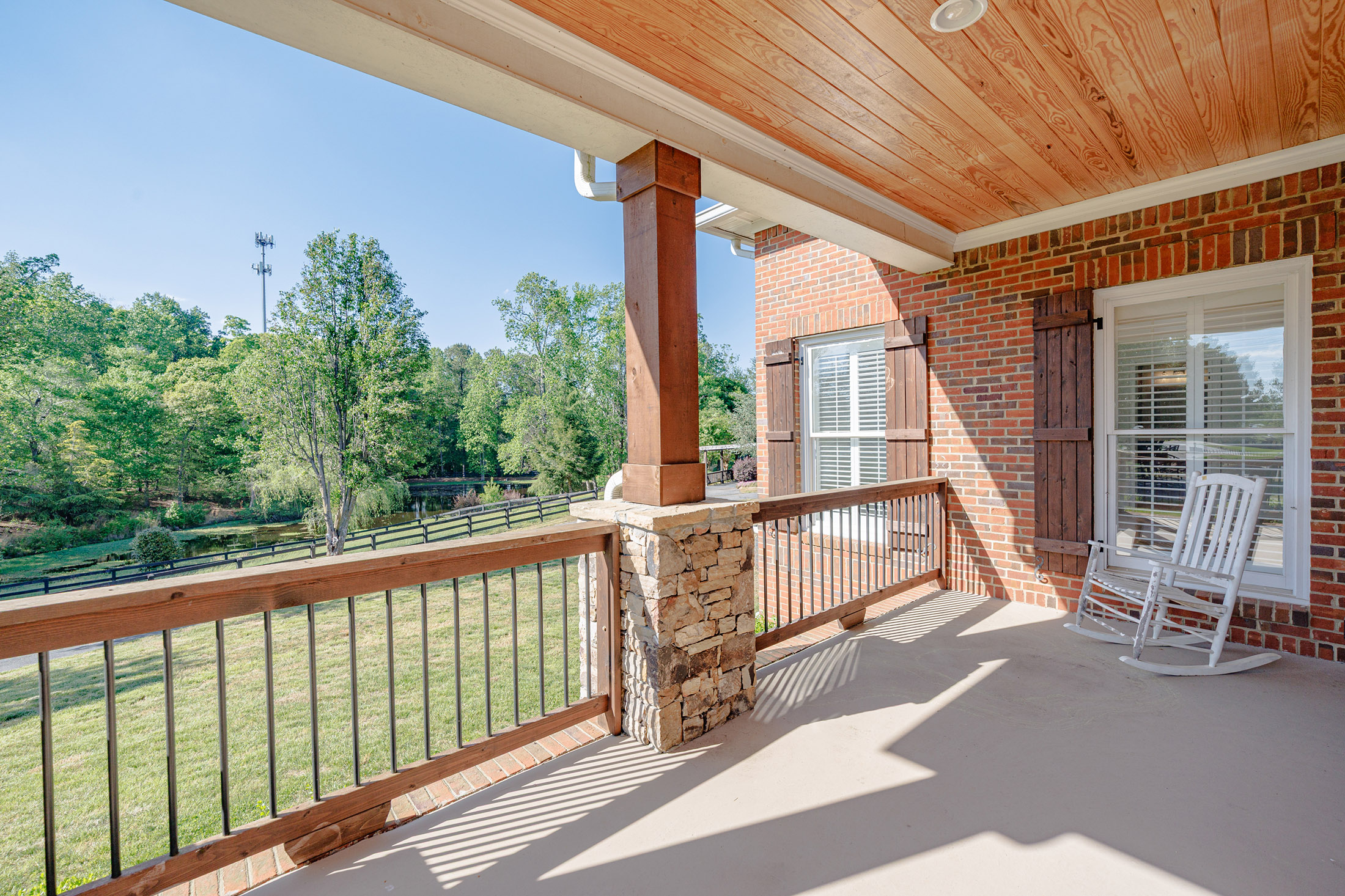  Exceptional Equestrian Estate: A Rare Blend of Luxury, Functionality, and Charm - 物件實景