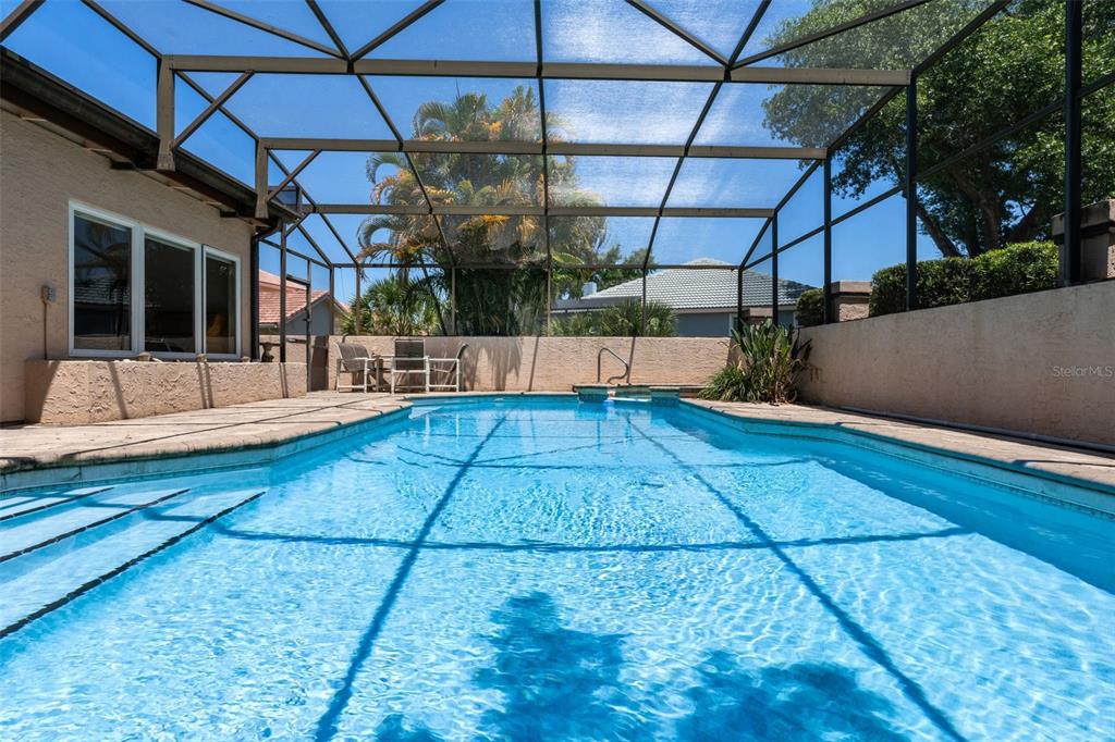 Orlando, Florida, 32817, United States, 4 Bedrooms Bedrooms, ,4 BathroomsBathrooms,Residential,For Sale,1821453