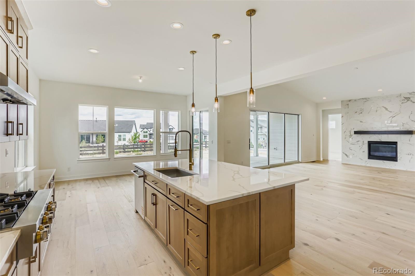 Castle Rock, Colorado, 80108, United States, 3 Bedrooms Bedrooms, ,3 BathroomsBathrooms,Residential,For Sale,1837233
