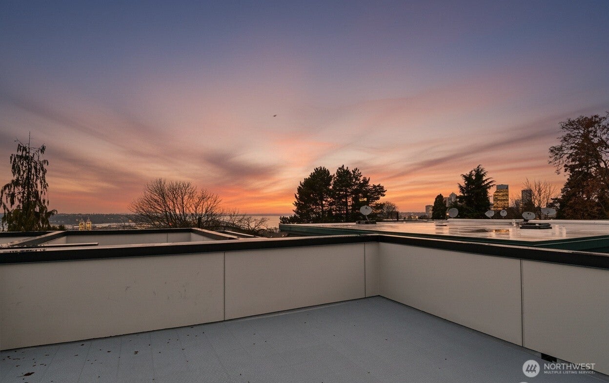 Seattle, Washington, 98144, United States, 3 Bedrooms Bedrooms, ,2 BathroomsBathrooms,Residential,For Sale,2049305