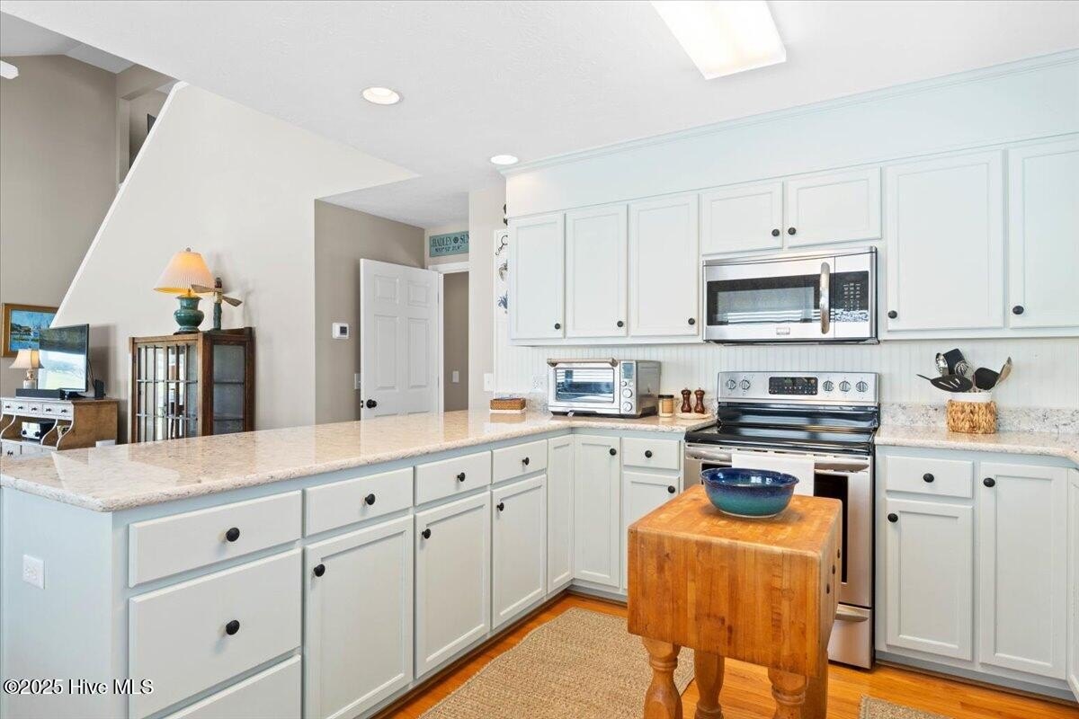 Sunset Beach, North Carolina, 28468, United States, 3 Bedrooms Bedrooms, ,2 BathroomsBathrooms,Residential,For Sale,1895297