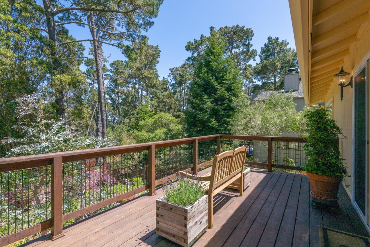 Monterey, California, 93940, United States, 3 Bedrooms Bedrooms, ,2 BathroomsBathrooms,Residential,For Sale,1837476