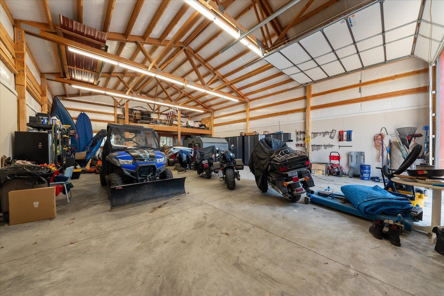 Fairfield, Washington, 99012, United States, 5 Bedrooms Bedrooms, ,3 BathroomsBathrooms,Residential,For Sale,1796897