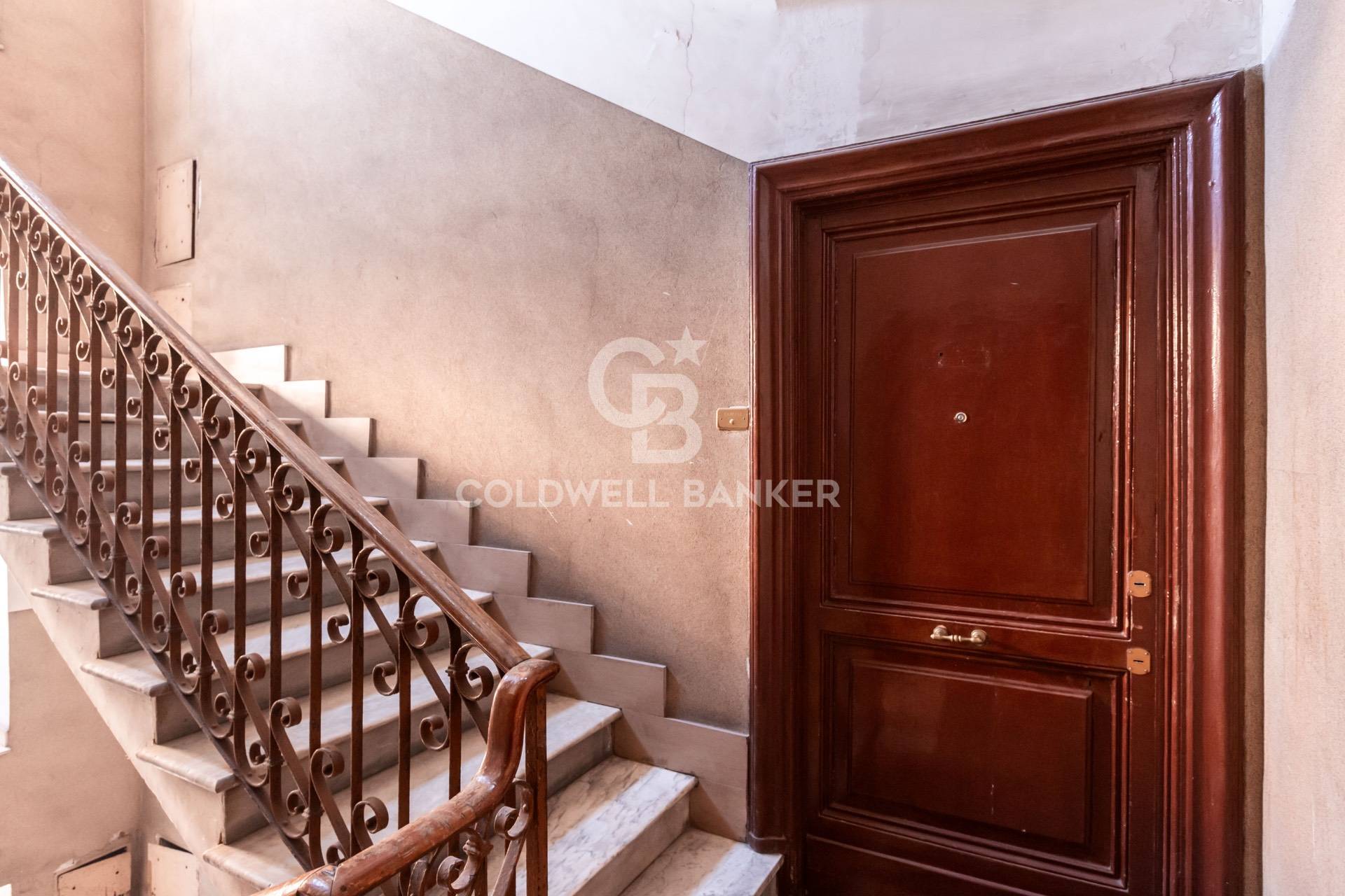 Roma, Roma, 00100, IT, 2 Bedrooms Bedrooms, ,1 BathroomBathrooms,Residential,For Sale,1720839