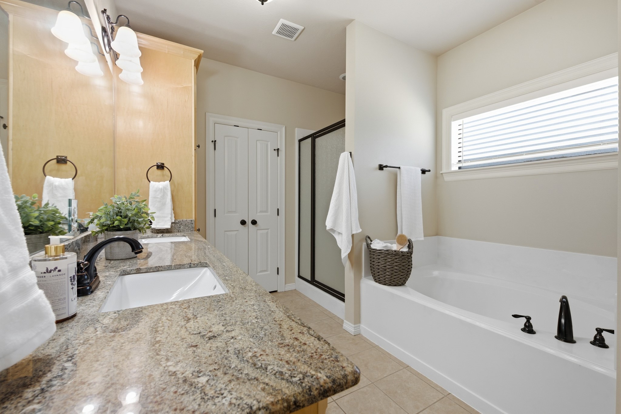  8700 Tejas Ranch Loop, Bryan, TX 77808 - 物件實景