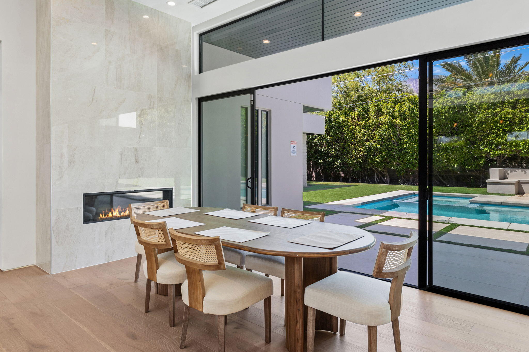 Palm Springs, California, 92262, United States, 5 Bedrooms Bedrooms, ,4 BathroomsBathrooms,Residential,For Sale,1805387