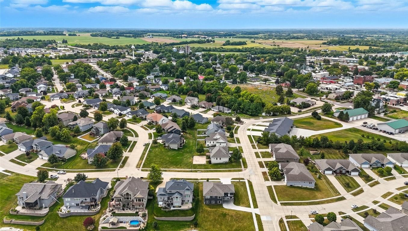 Solon, Iowa, 52333, United States, 4 Bedrooms Bedrooms, ,3 BathroomsBathrooms,Residential,For Sale,1975943