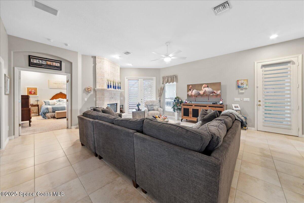 Melbourne, Florida, 32904, United States, 3 Bedrooms Bedrooms, ,3 BathroomsBathrooms,Residential,For Sale,1880700