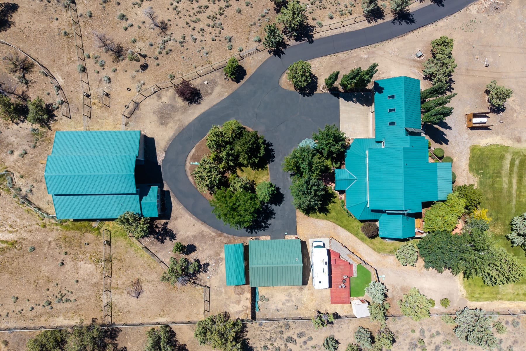  15555 SW Hahlen Avenue Powell Butte, OR 97753 - 物件實景
