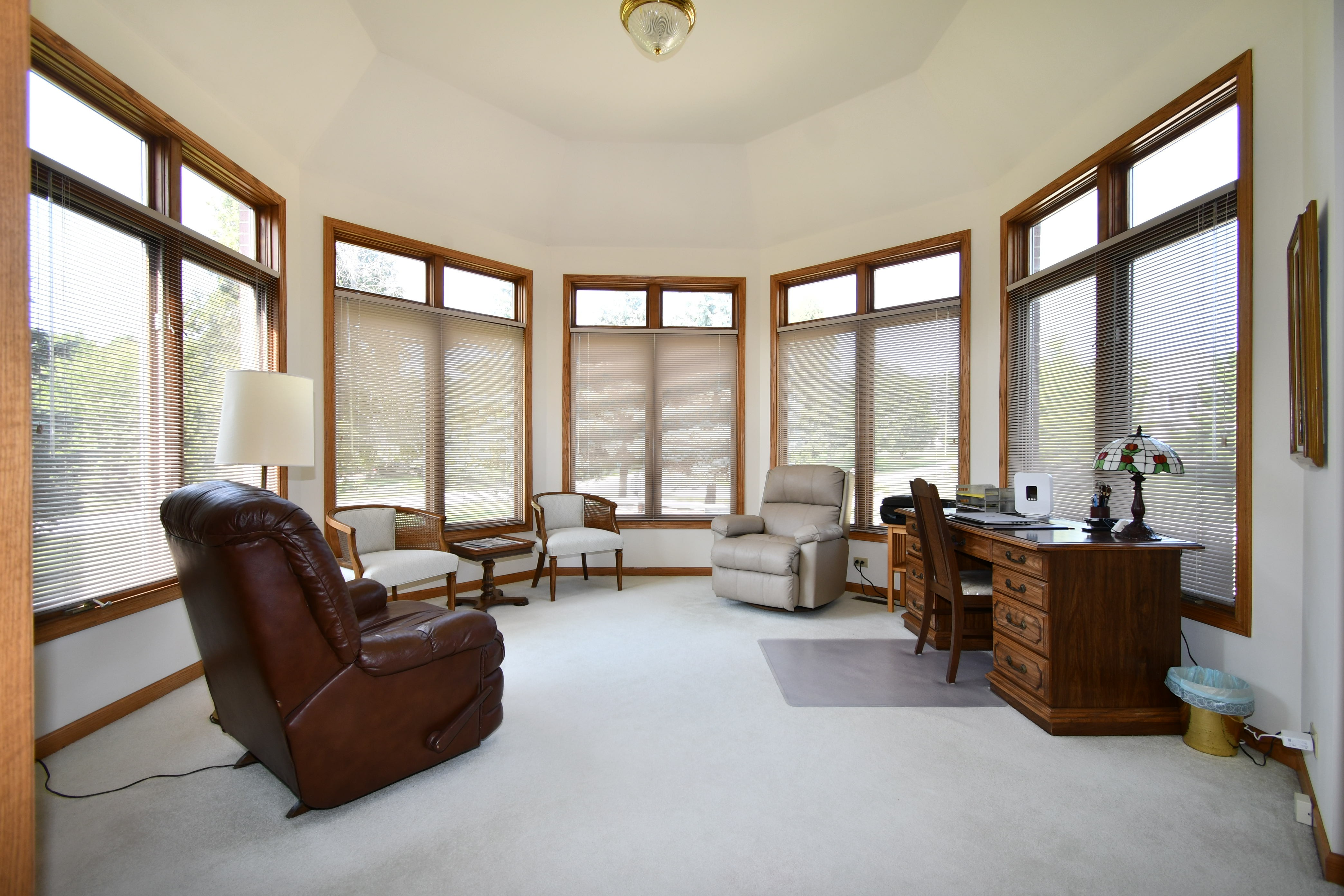 Hawthorn Woods, Illinois, 60047, United States, 4 Bedrooms Bedrooms, ,4 BathroomsBathrooms,Residential,For Sale,1895199