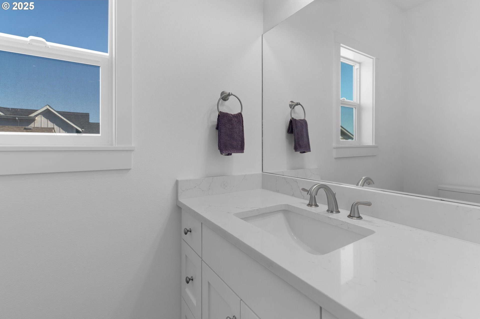 Lincoln City, Oregon, 97367, United States, 2 Bedrooms Bedrooms, ,2 BathroomsBathrooms,Residential,For Sale,1806456