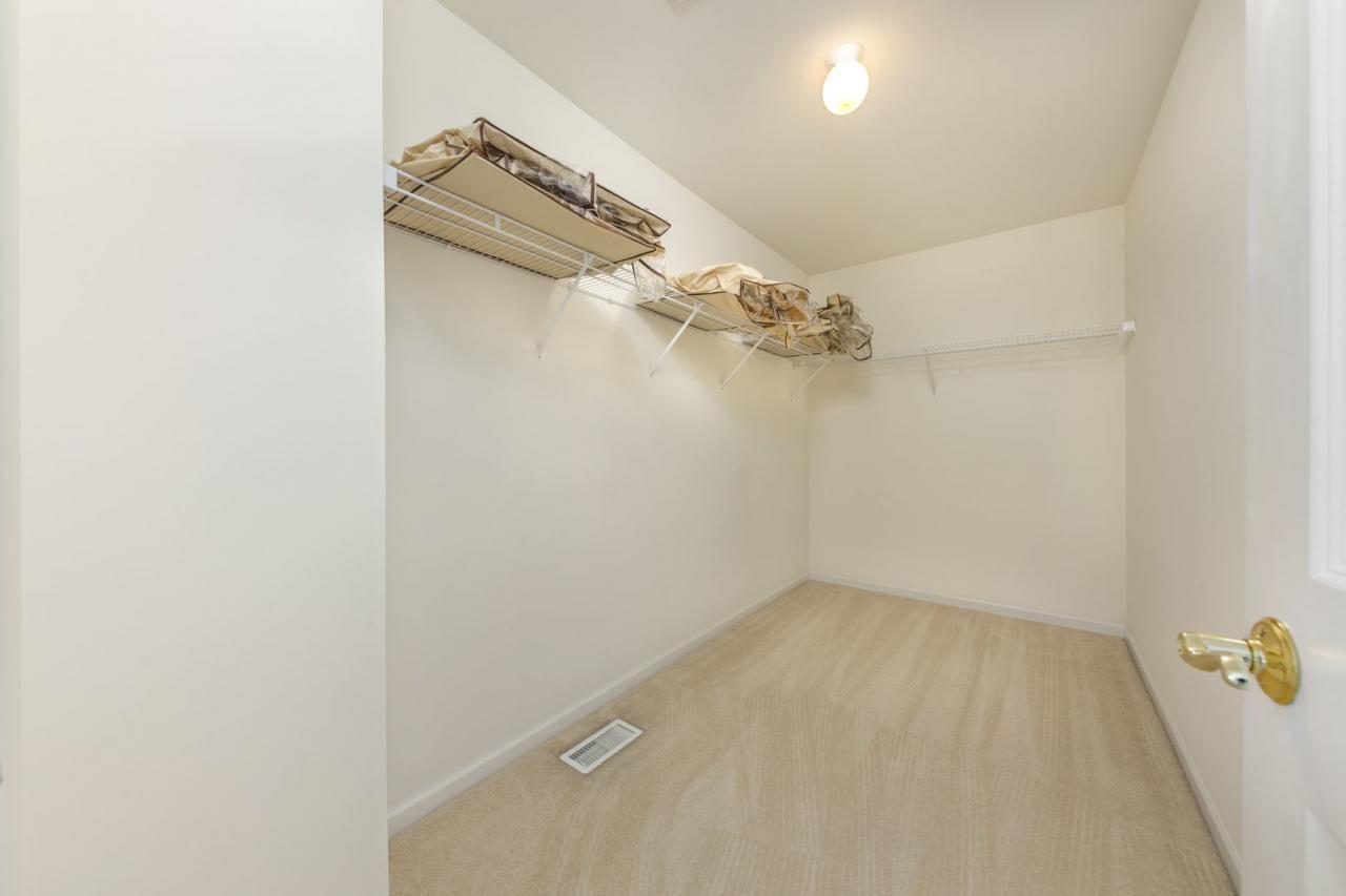 2353 Woodglen Drive, Aurora, Illinois, 60502, United States, 3 Bedrooms Bedrooms, ,3 BathroomsBathrooms,Residential,For Sale,2353 Woodglen Drive,1682401