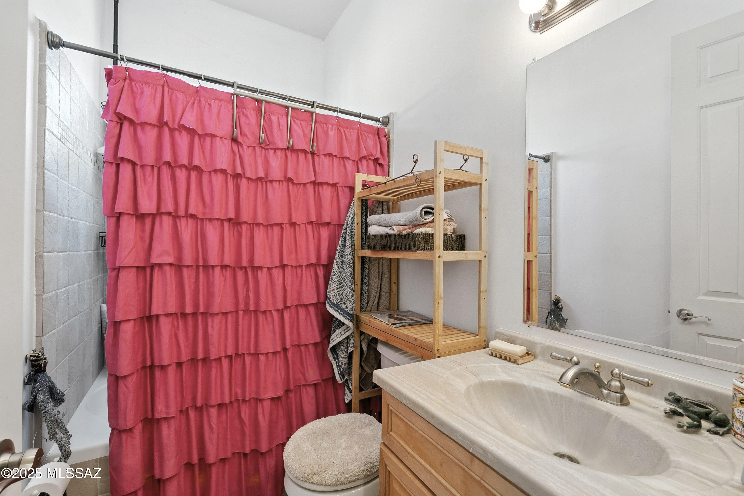 Casa Grande, Arizona, 85193, United States, 3 Bedrooms Bedrooms, ,3 BathroomsBathrooms,Residential,For Sale,1927345