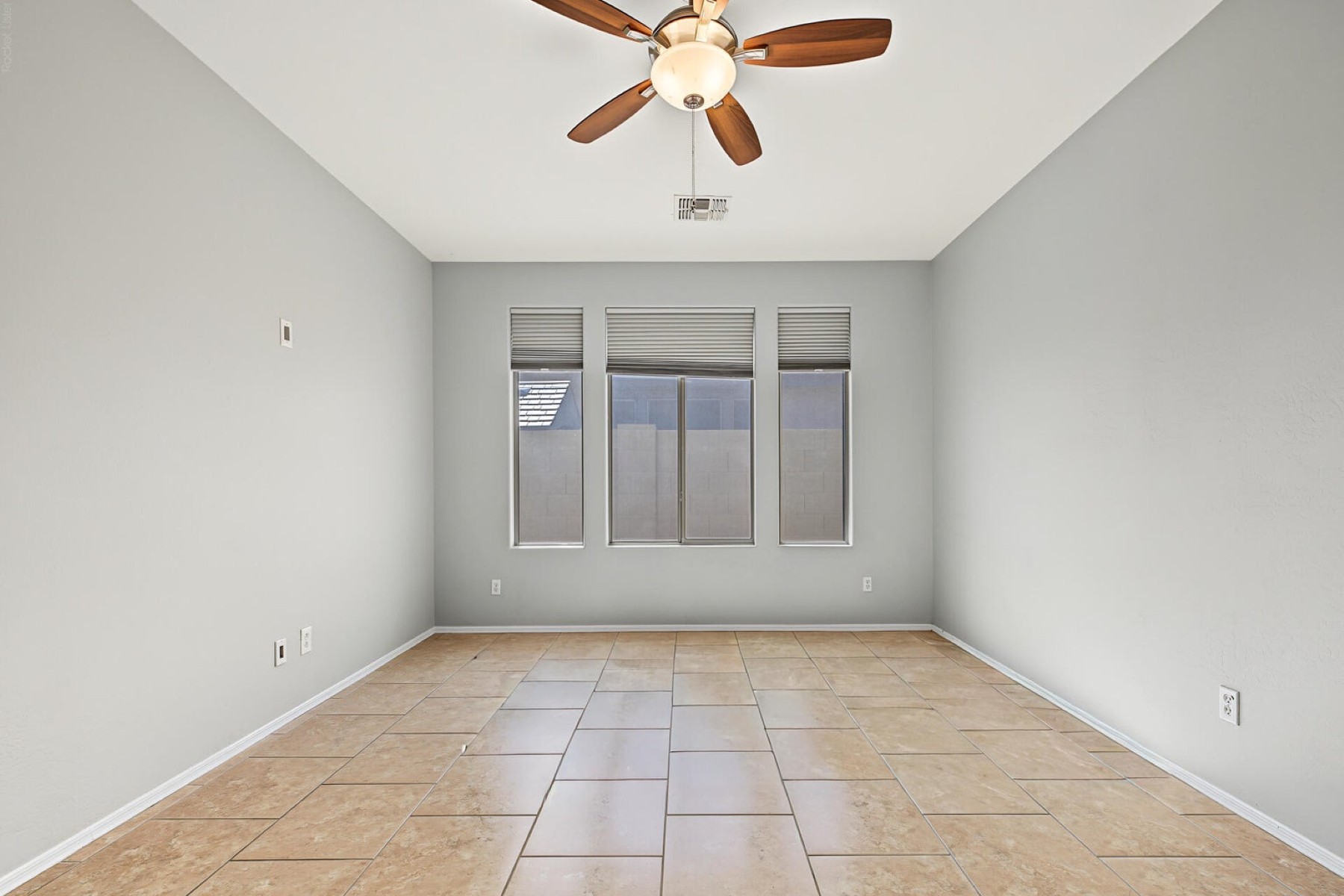  15250 W Pierson Street¦Goodyear, AZ - 物件實景