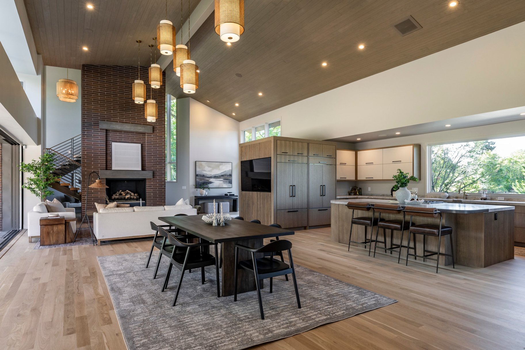  Mid-Century Modern. Perfected. - 物件實景