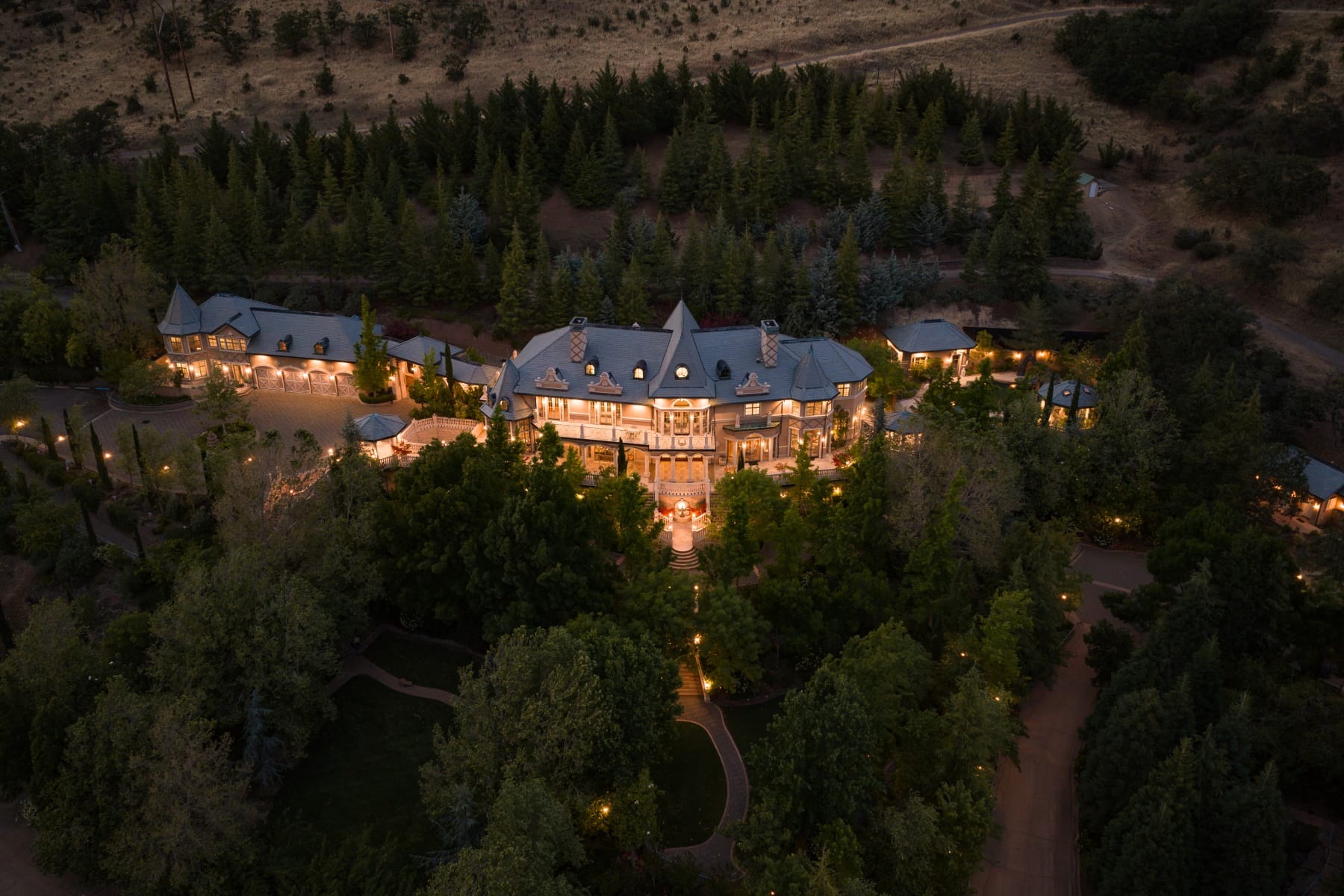  200 Belle Fiore Lane Ashland, OR 97520 - 物件實景