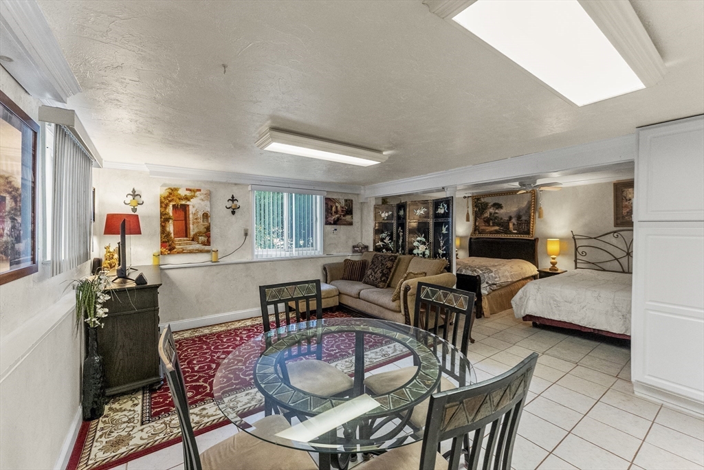 Plymouth, Massachusetts, 02360, United States, 3 Bedrooms Bedrooms, ,4 BathroomsBathrooms,Residential,For Sale,1994439