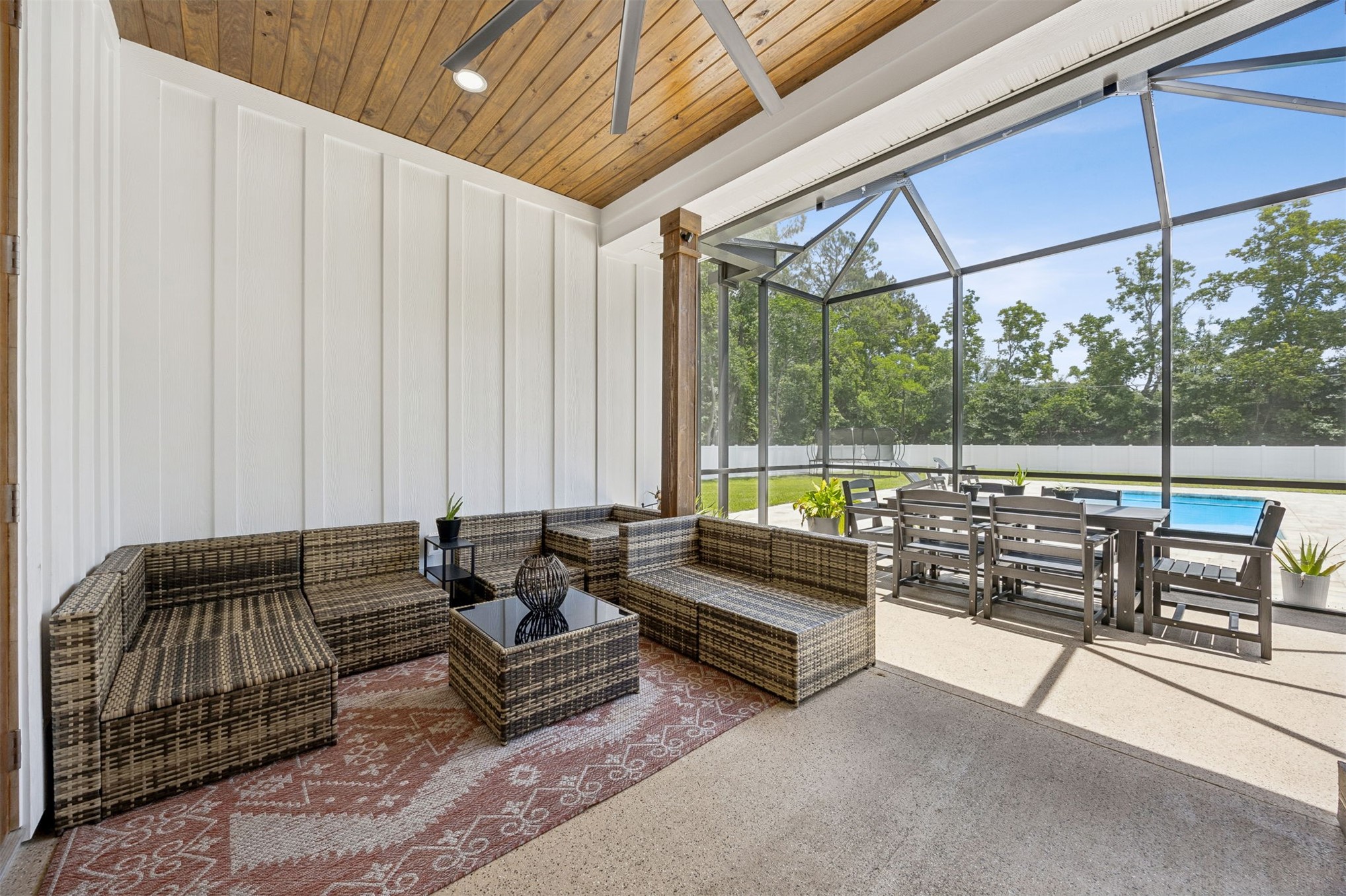 Callahan, Florida, 32011, United States, 4 Bedrooms Bedrooms, ,2 BathroomsBathrooms,Residential,For Sale,2049418
