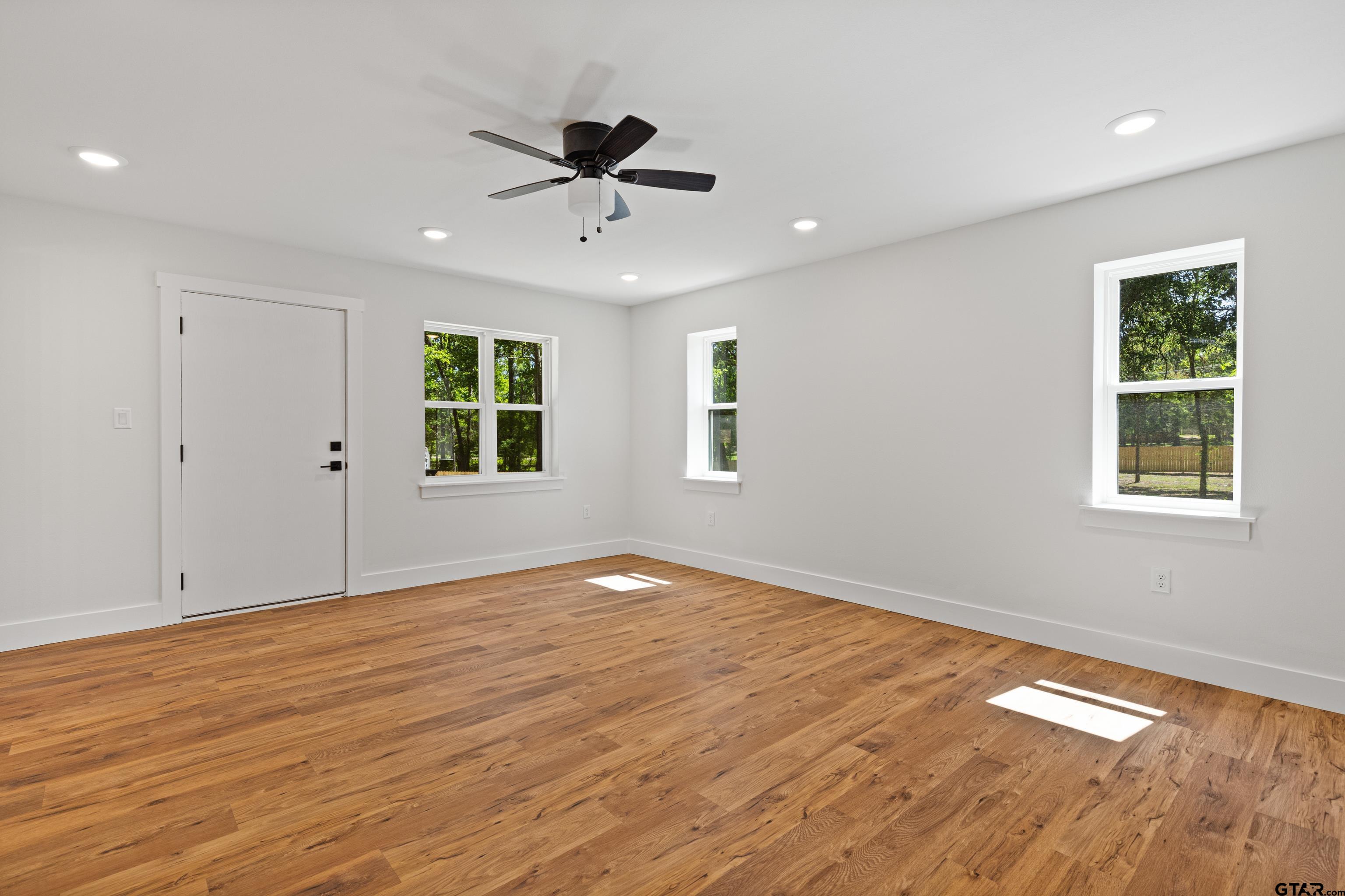 Hallsville, Texas, 75650, United States, 4 Bedrooms Bedrooms, ,3 BathroomsBathrooms,Residential,For Sale,1906779