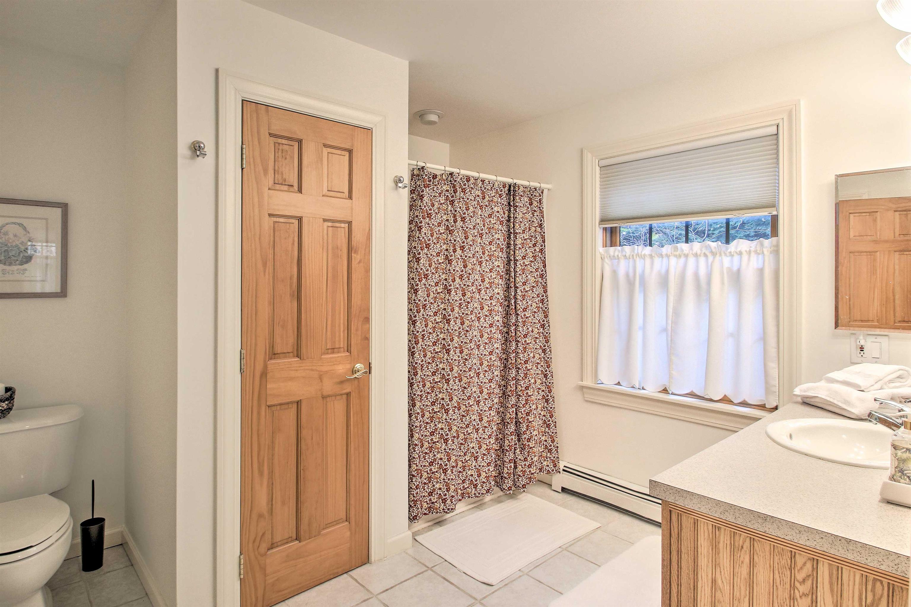 Easton, New Hampshire, 03580, United States, 3 Bedrooms Bedrooms, ,2 BathroomsBathrooms,Residential,For Sale,1846634