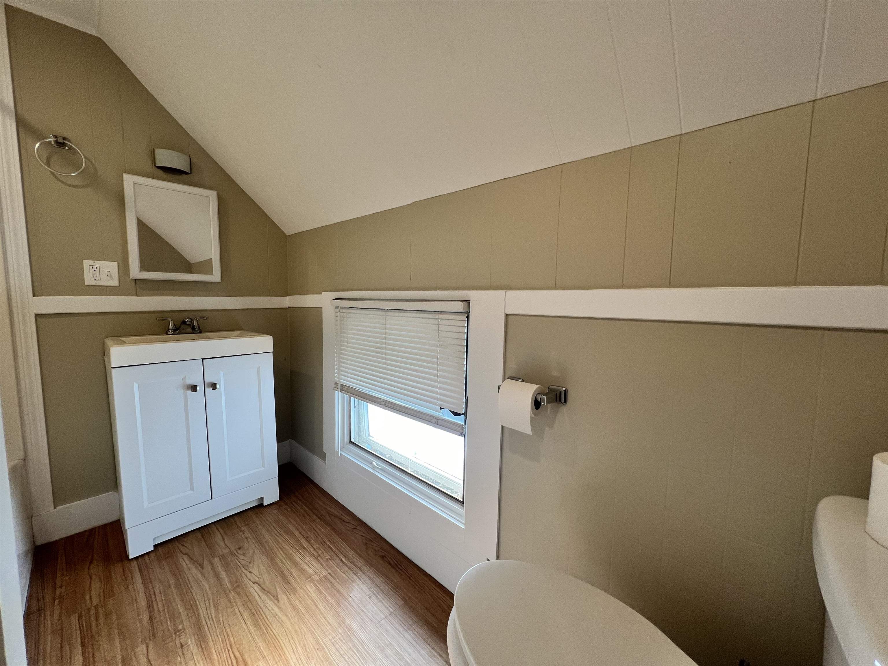 Lebanon, New Hampshire, 03766, United States, 6 Bedrooms Bedrooms, ,Residential,For Sale,1826414