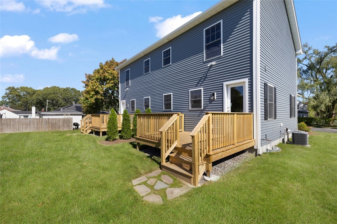 Warwick, Rhode Island, 02889, United States, 4 Bedrooms Bedrooms, ,4 BathroomsBathrooms,Residential,For Sale,2002981