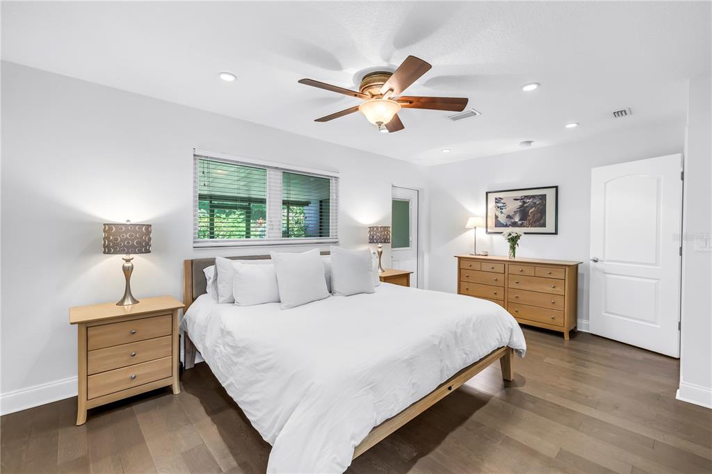 St Petersburg, Florida, 33711, United States, 3 Bedrooms Bedrooms, ,2 BathroomsBathrooms,Residential,For Sale,1862533