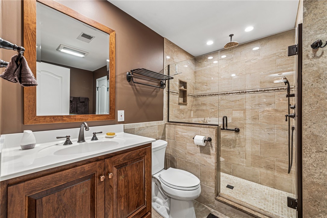 Cranberry Twp, Pennsylvania, 16066, United States, 3 Bedrooms Bedrooms, ,3 BathroomsBathrooms,Residential,For Sale,1934234