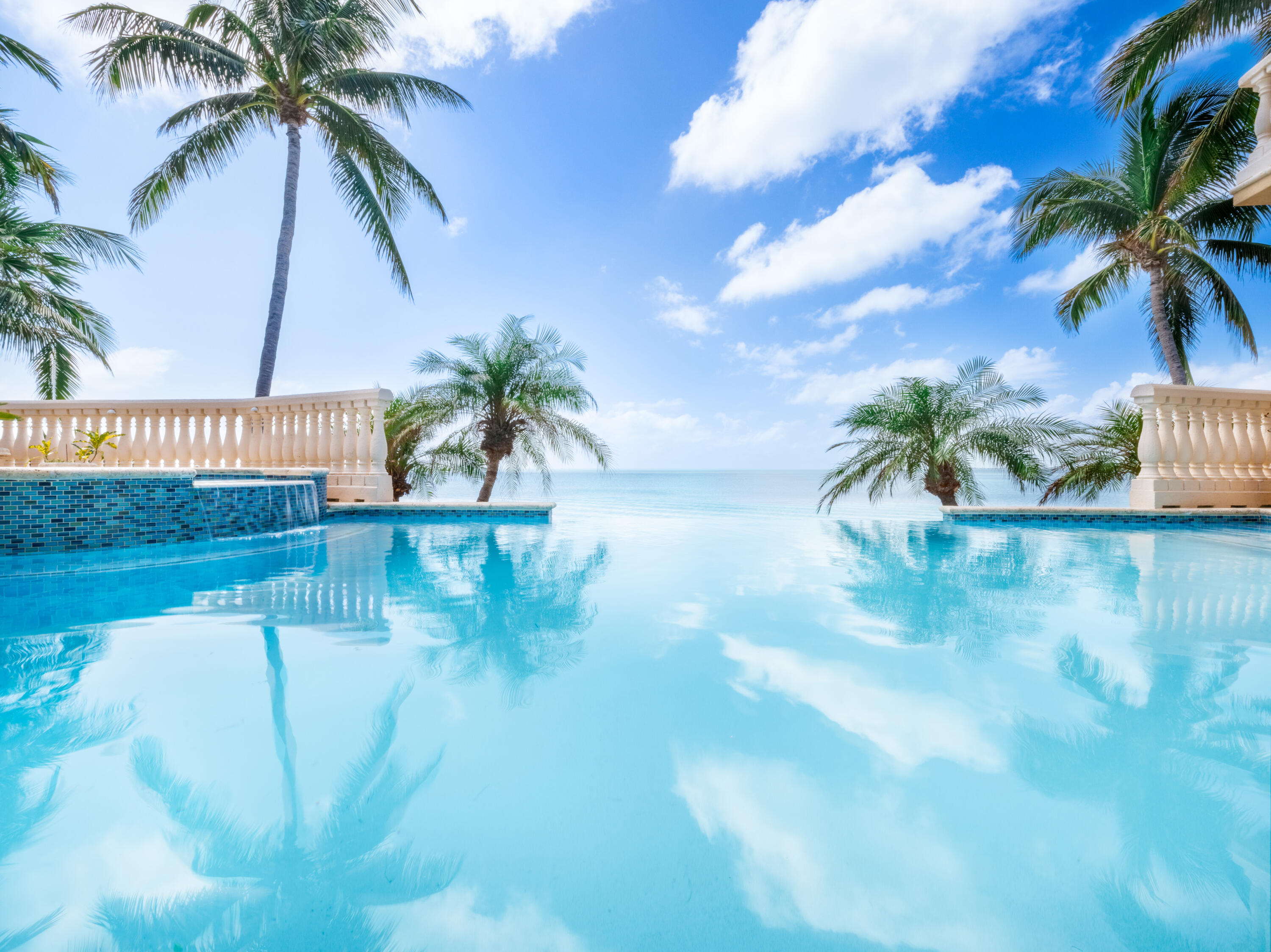 KEY COLONY, Florida, 33051, United States, 4 Bedrooms Bedrooms, ,5 BathroomsBathrooms,Residential,For Sale,1997483