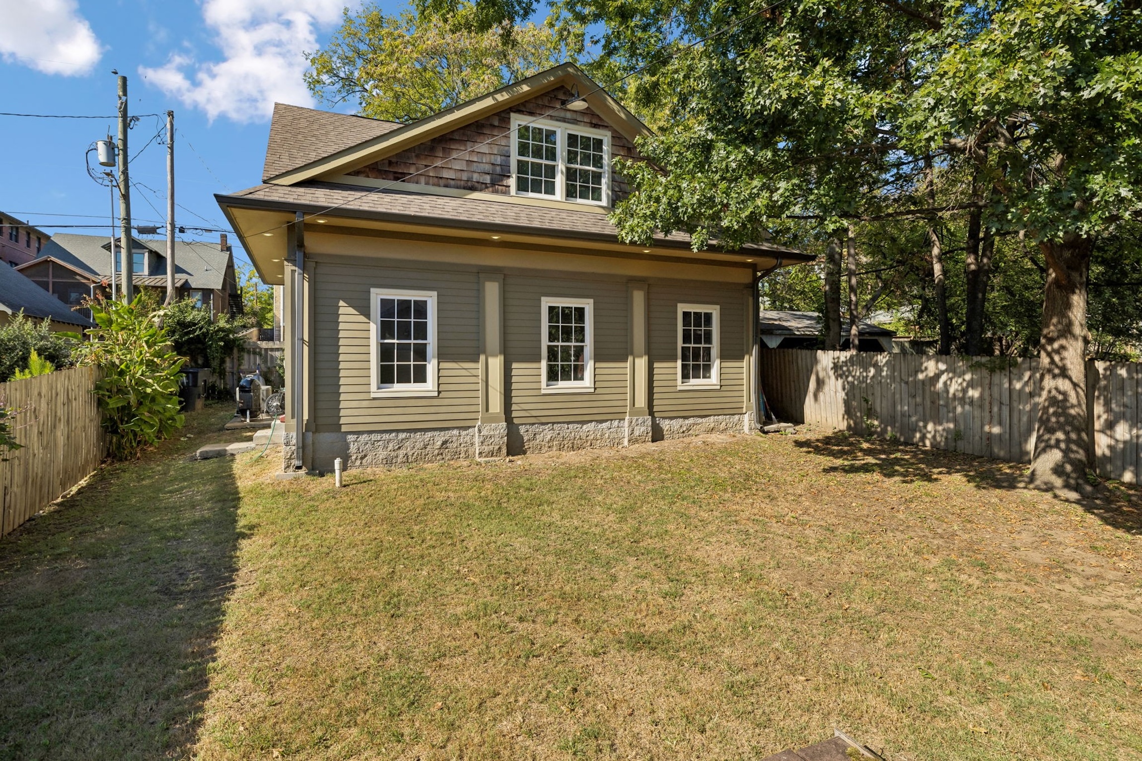  611 Fatherland St, Nashville, TN, 37206 - 物件實景
